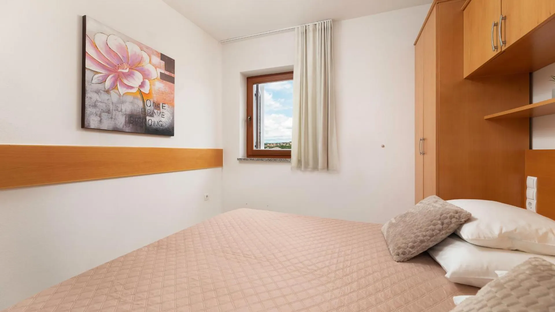 Apartments Kvarner Malinska 0*,  Croatia