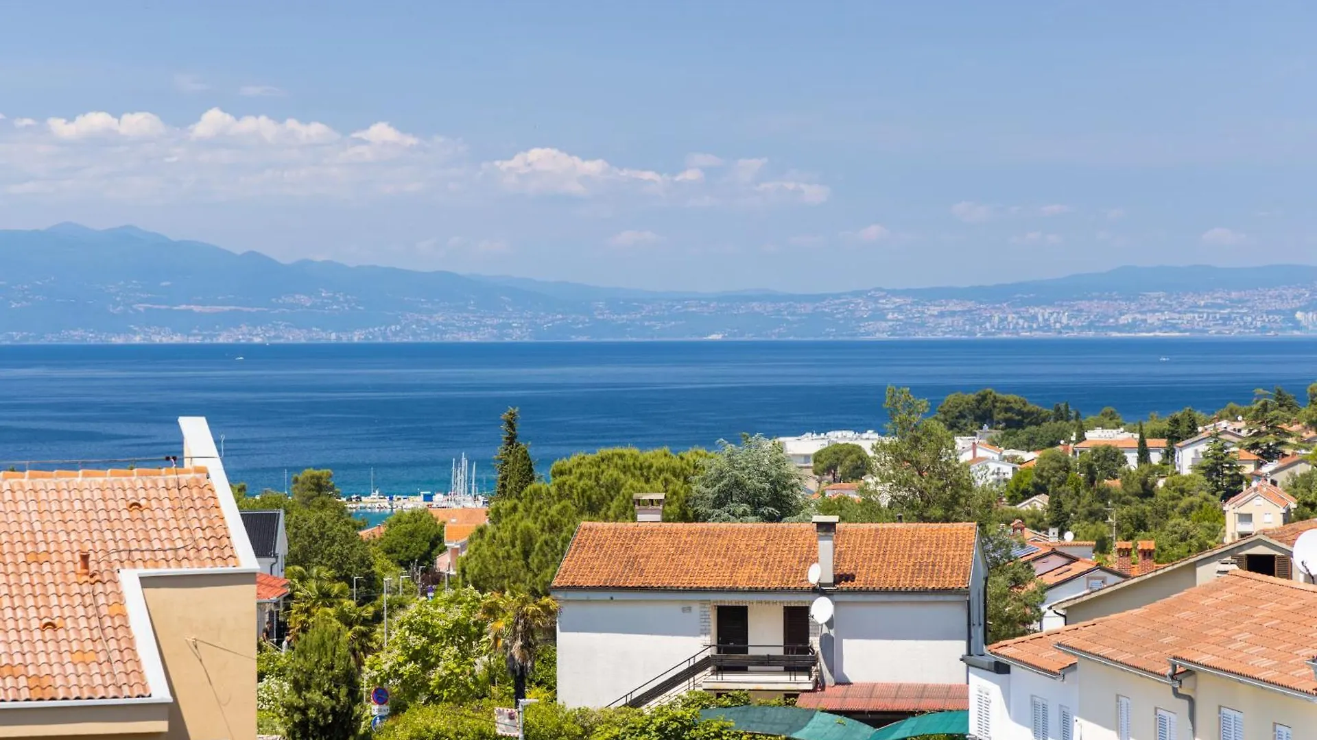 Apartments Kvarner Malinska
